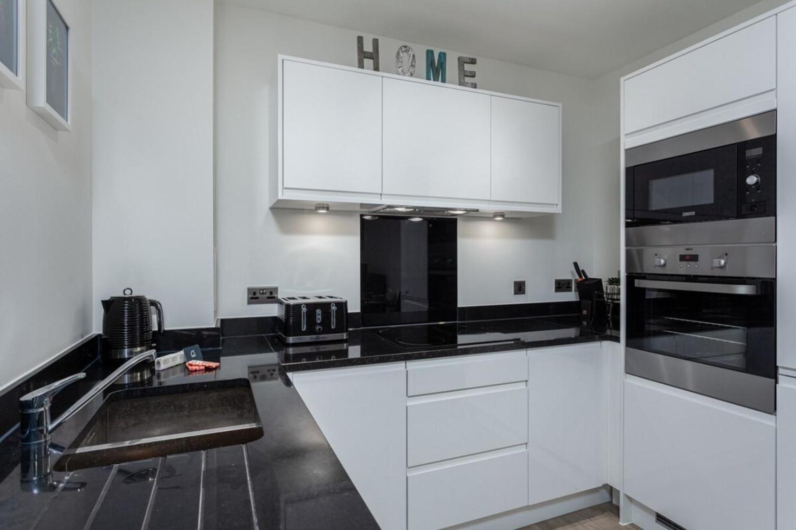 Classy Cricklewood Home London Exterior photo